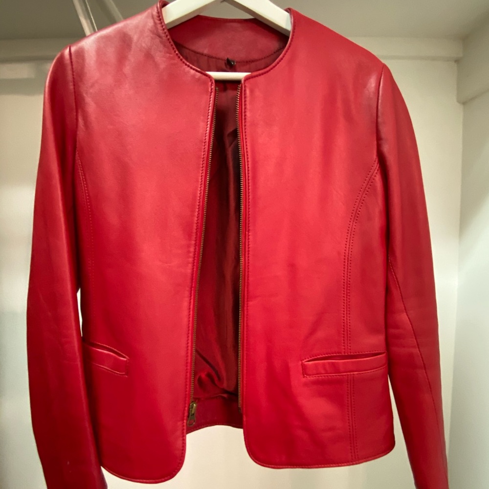 Leather jacket - Picture 2 of 2